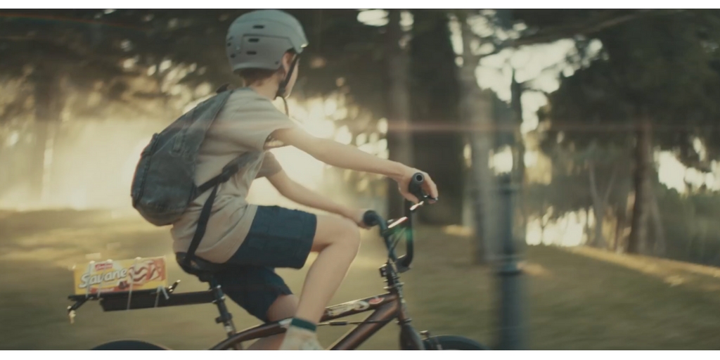 Nouvelle campagne marque Brossard signée DDB Paris L'ADN