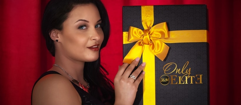 jacquie-et-michel-min jacquie-et-michel-min