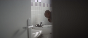 femme fatiguée mirroir
