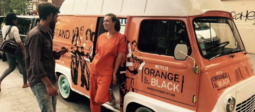 orange is the new black street marketing camion orange is the new black Paris