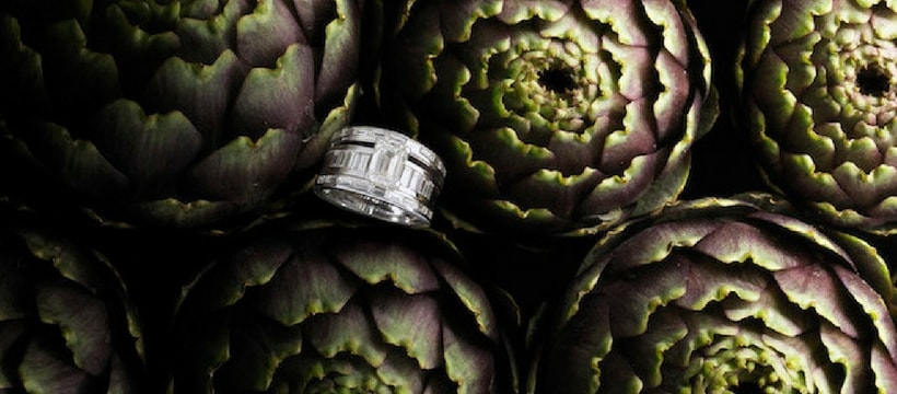 artichauds et bague scintillante