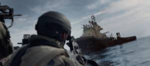 deux hommes a lassaut dun bateau
