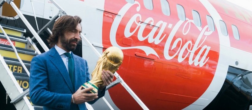 Pirlo CDM andrea pirlo tenant la coupe du monde