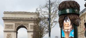 colonne morris a leffigie du personne du film croman