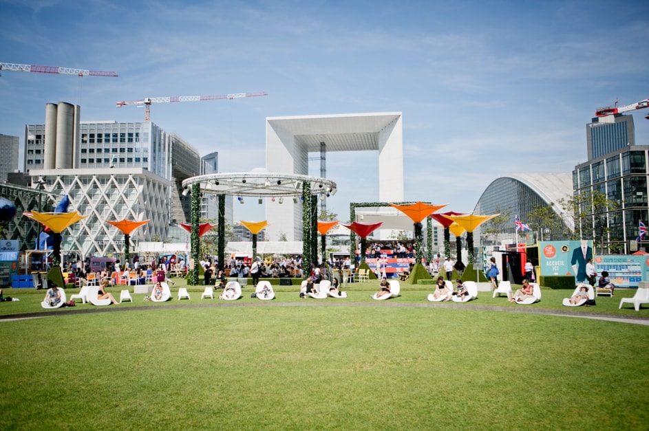 l'été paris la défense