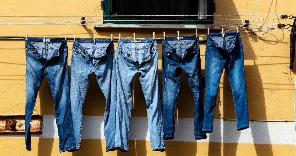 jeans
