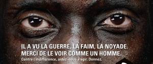 Gros plan sur les yeux d'un migrant