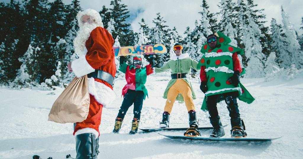 Un père Noël à ski