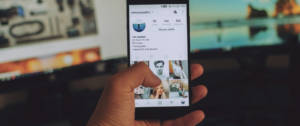 un écran smartphone sur Instagram