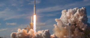 Lancement d'une fusée spatiale