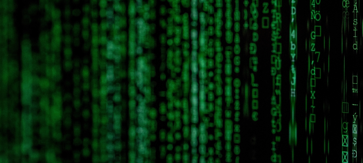 Nouveau scandale de confidentialité des données chez Facebook Des lignes de codes vertes