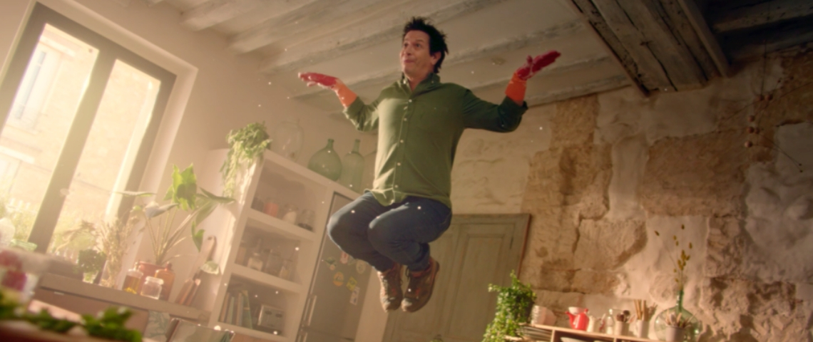 Greenweez présente sa première publicité TV Un homme qui saute