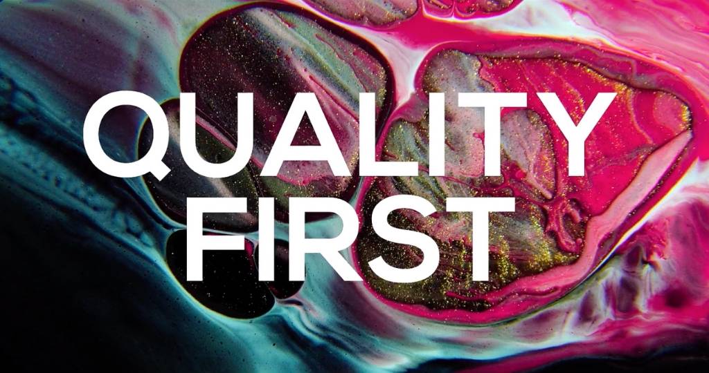 Lettres en capital  -  Quality First - 