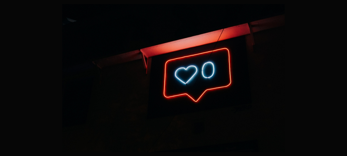 Comment gérer les réseaux sociaux en 2019 ? Néon d'un like Instagram