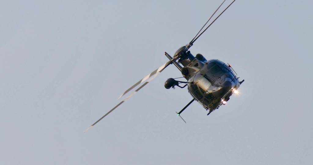 Un hélicoptère dans le lien
