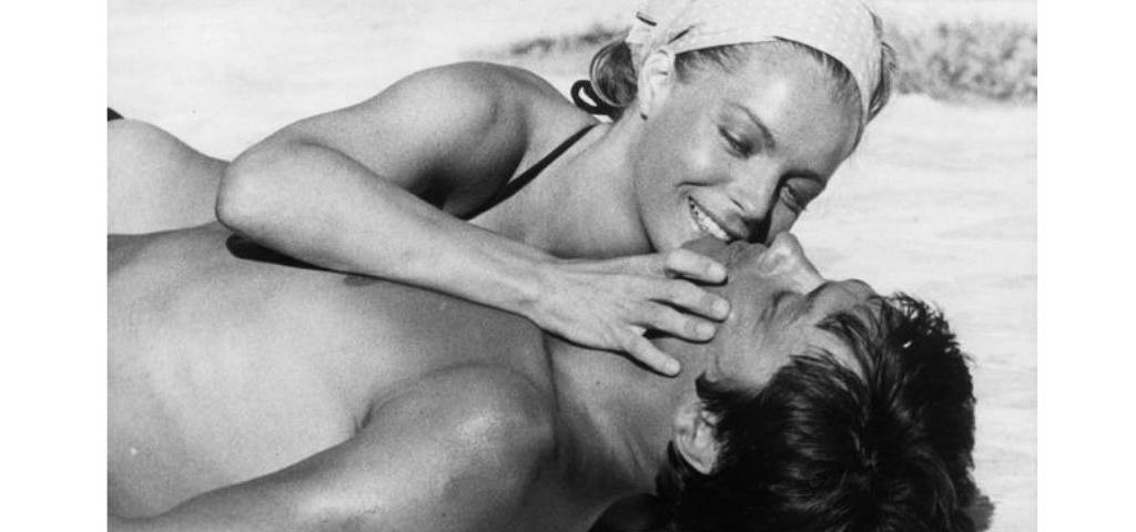 Image d'Alain Delon et Romy Schneider dans le film  - La piscine - 