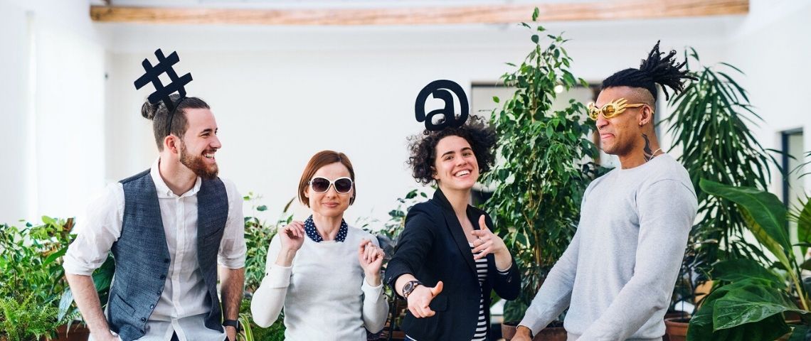 L’AACC Digital lance BEYOND, reflet de l’attractivité des métiers en agences digitales jeunes en entreprises, 2 filles et 2 garçons