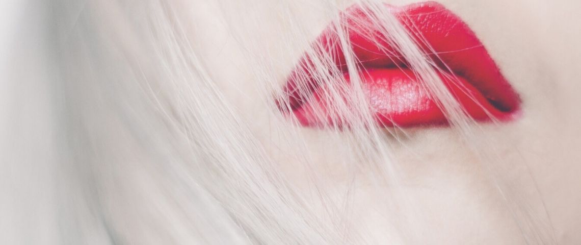 Treatwell offre aux parisiens une pause détente grâce au Treatwell Stop Bouche avec du rouge à lévre rouge