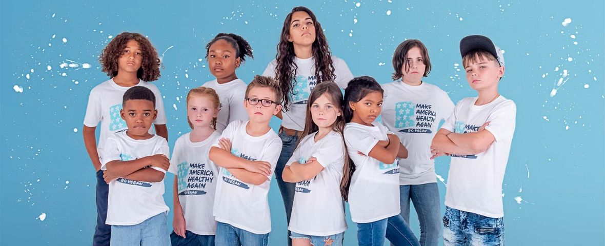 L’organisation Million Dollar Vegan propose à Donald Trump de devenir vegan un mois au profit des vétérans Photo du collectif d'enfants de Million Dollar Vegan