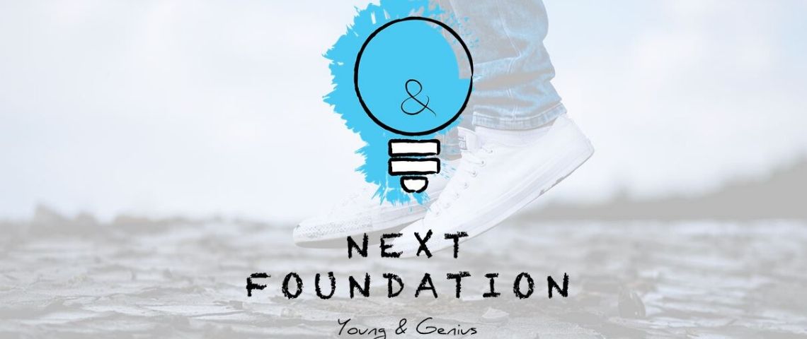 next-foundation-accompagne-stasnislas-maximin-voyage-espace Logo Next Foundation