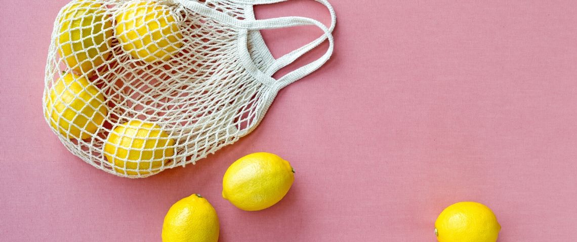 Les secrets pour monter un bon réseau de partenaires Des citrons dans un sac de courses