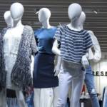 Vitrine d'une boutique dans un centre commercial