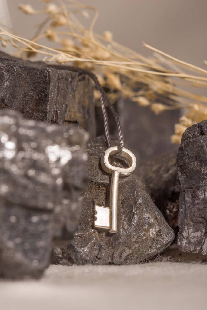 Pendentif en forme de clé
