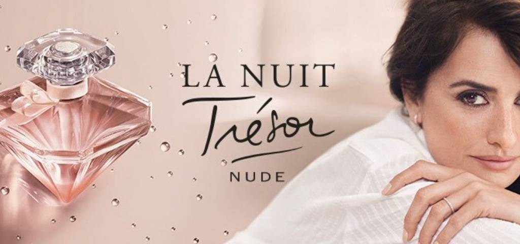 Bouteille de parfums  - La nuit du trésor -  avec son égérie Penelope Cruz