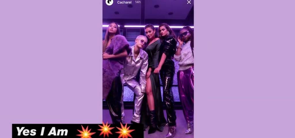 Capture d'écran de la vidéo avec 4 jeunes filles