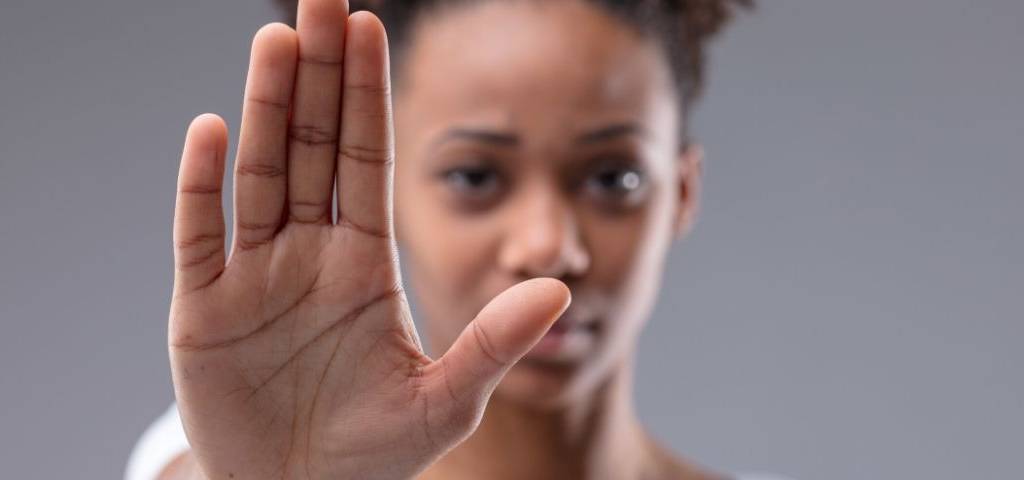 Comment ralentir et performer avec le slow advertising Dire stop