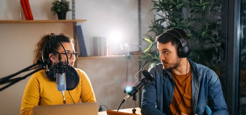 Comment maintenir une communication active et créative en temps de crise, en agence ? Enregistrement d'un podcast