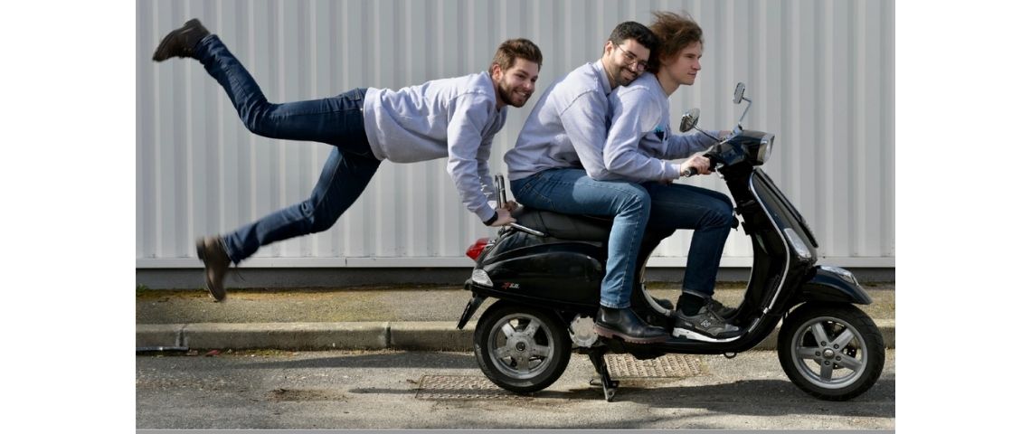La solution noil permet de convertir à l'électrique des 2/3 roues à essence Equipe de Noil sur un scooter