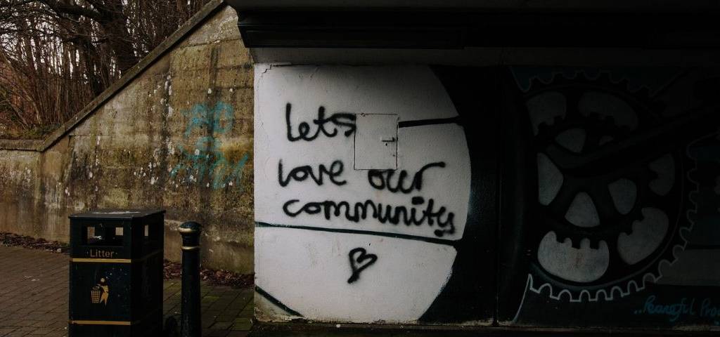 Grafiti : Lets love our community