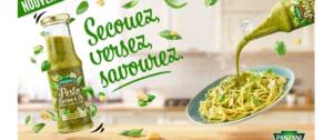 Affiche présentant le nouveau pesto à verser de Panzani