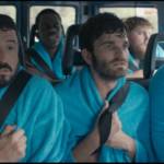 Equipe de foot dans un minibus