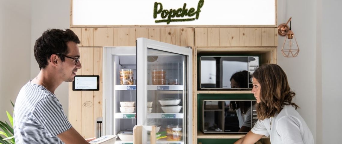 Popchef teste sur le terrain, les emballages réutilisables imaginés par Pyxo ainsi que leur technologie de cantine digitale Cantine Popchef