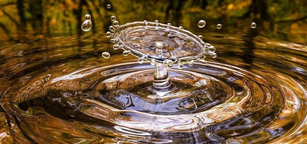 Eau