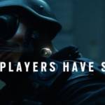 Homme armé avec l'inscription : Good player have skills