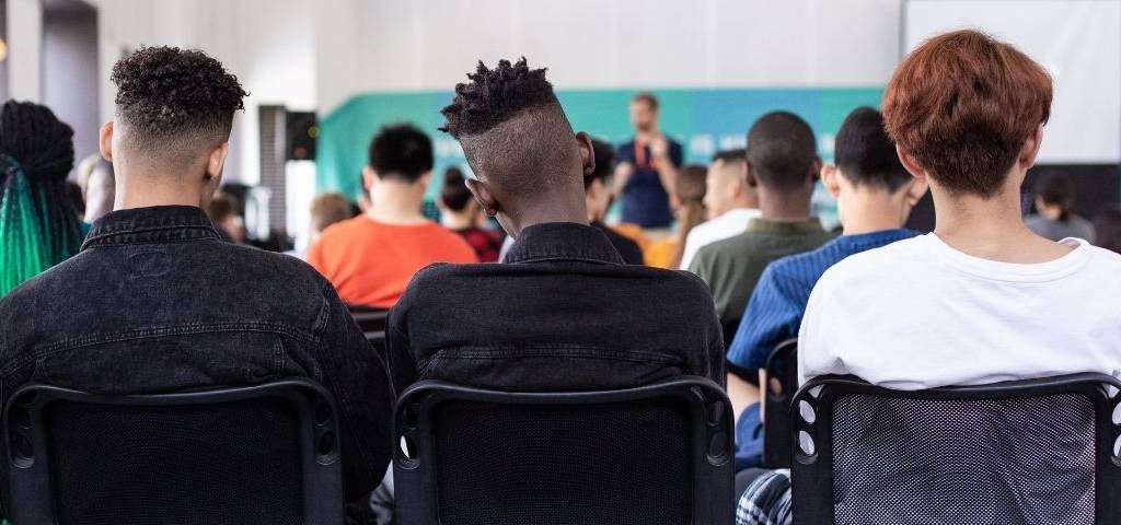 Des étudiants