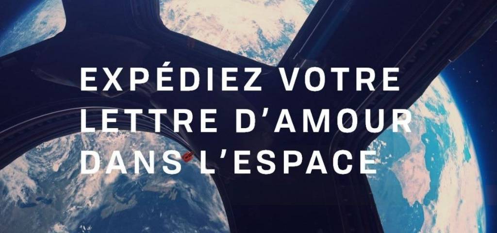 Planète en arrière plan avec la mention : Expédiez votre lettre d'amour dans l'espace