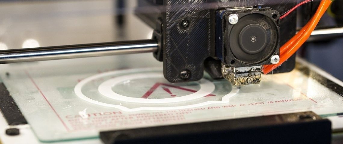 Comment l’impression 3D a-t-elle aidé le secteur médical depuis le début de la pandémie ? Une imprimante 3D