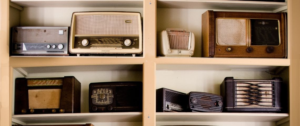 Le Fil donne un ton électro à la Journée Mondiale de la Radio 2021, sur le thème « Nouveau Monde, Nouvelle Radio ». Radios