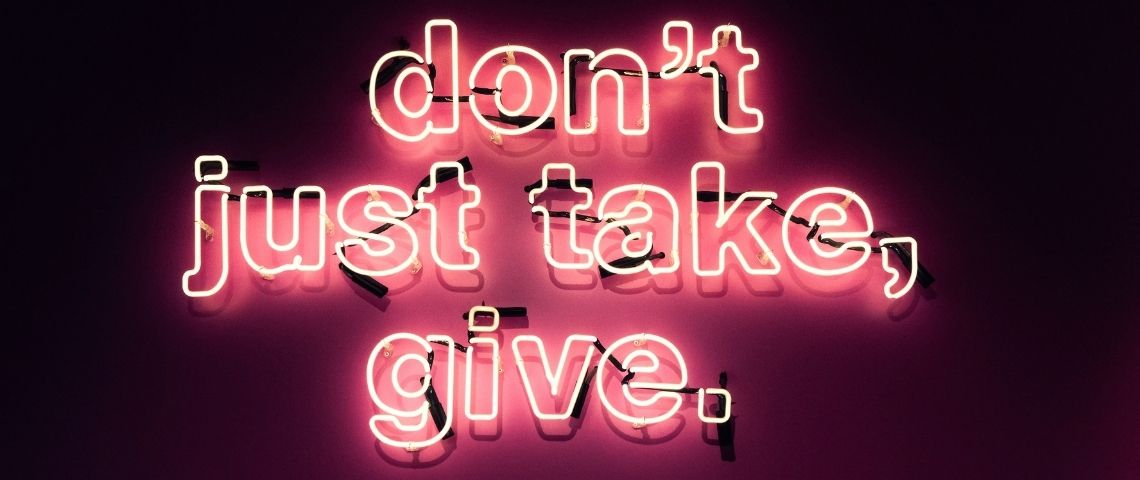La gestion de la fin de vie des vêtements, est enjeu clé pour les marques, la plateforme Redonner aide les marques et enseignes de mode à passer en mode circulaire Message : Don't just take, give