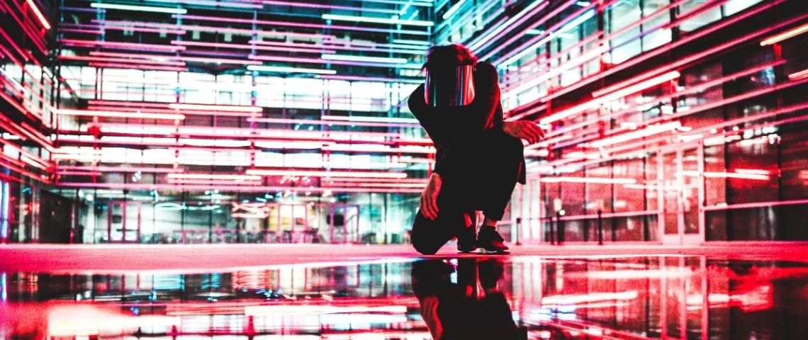 La Creative Technology en 7 principes Une personne avec un casque VR