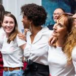 Equipe d'Atelier Unes - Femmes et hommes qui sourient