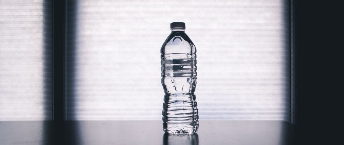 Le challenge zéro bouteille plastique initié à Arles s'étend sur toute la France Bouteille d'eau en plastique