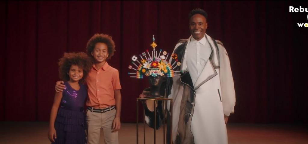 Dans sa dernière campagne « Rebuild the World », le groupe LEGO met en scène trois créateurs de renommée internationale dans les domaines de l'art, de l'architecture et du cinéma Capture d'écran de la création de Billy Porter