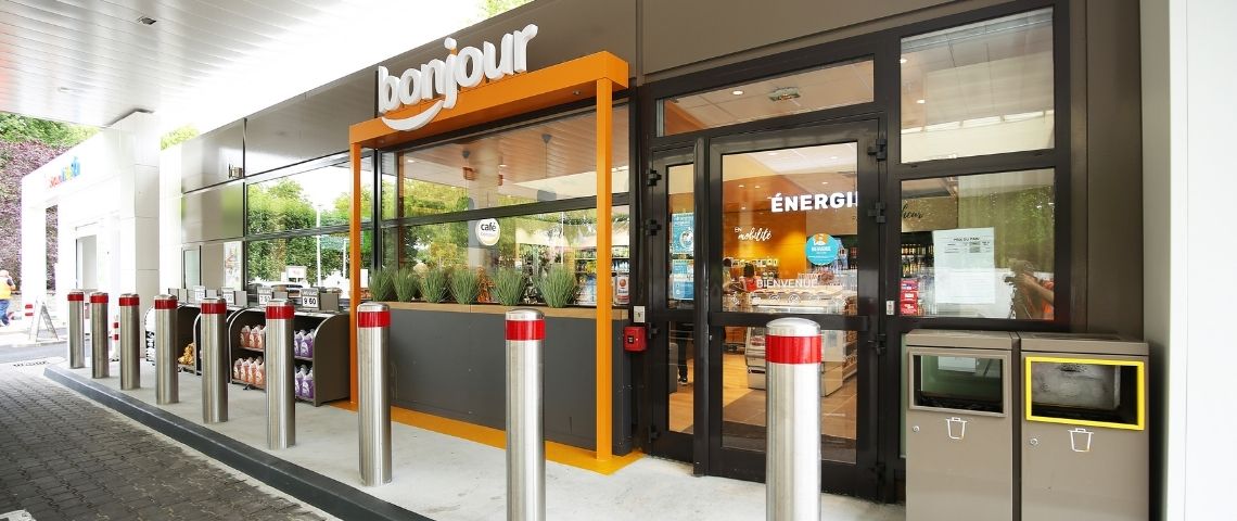 market-value-et-total-nouveau-concept-boutiques-bonjour Devanture Boutique Bonjour stations Total
