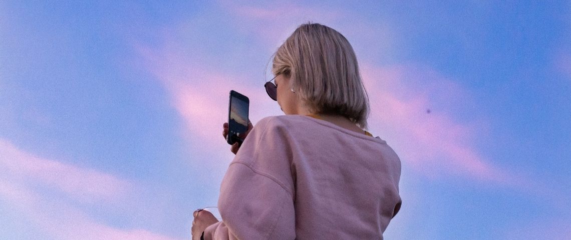 Comment performer sur les réseaux sociaux en 2021 grâce au live ? Prendre des photos
