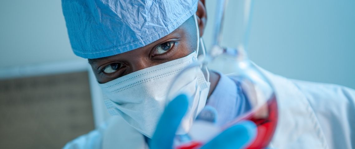 Comment renforcer la relation de confiance et d’engagement auprès de ses publics, dans le domaine de la santé Un pharmacien